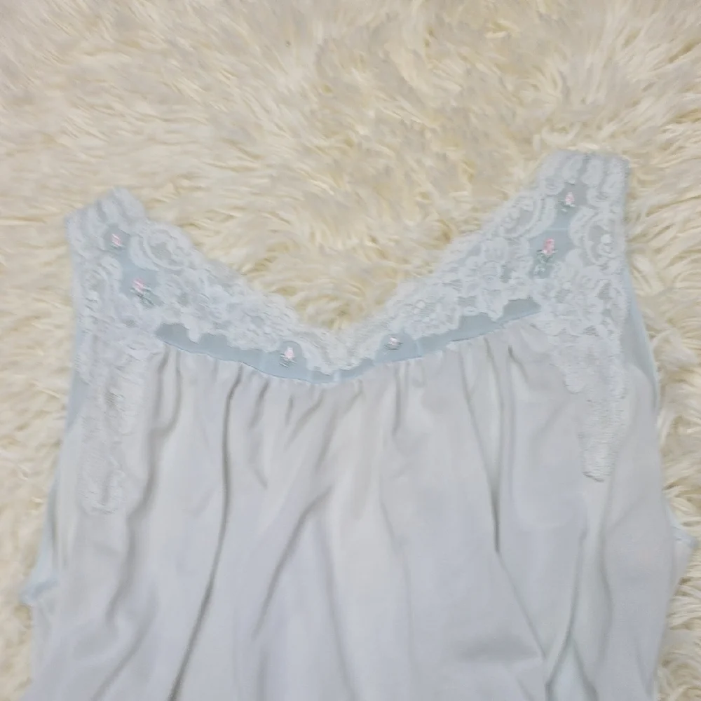 Vintage 80s Elegant Light Blue Lace Nightgown